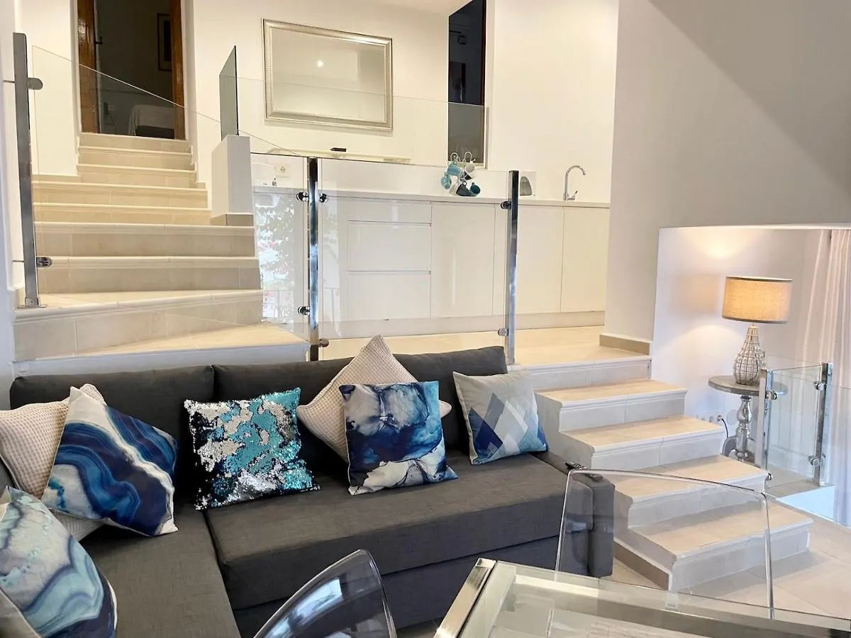 Capistrano Playa, Modern Apartment Within Walking Distance To Burriana Beach Nerja 0*,