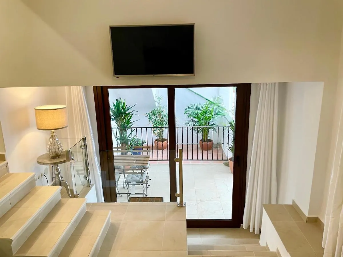Capistrano Playa, Modern Apartment Within Walking Distance To Burriana Beach Nerja
