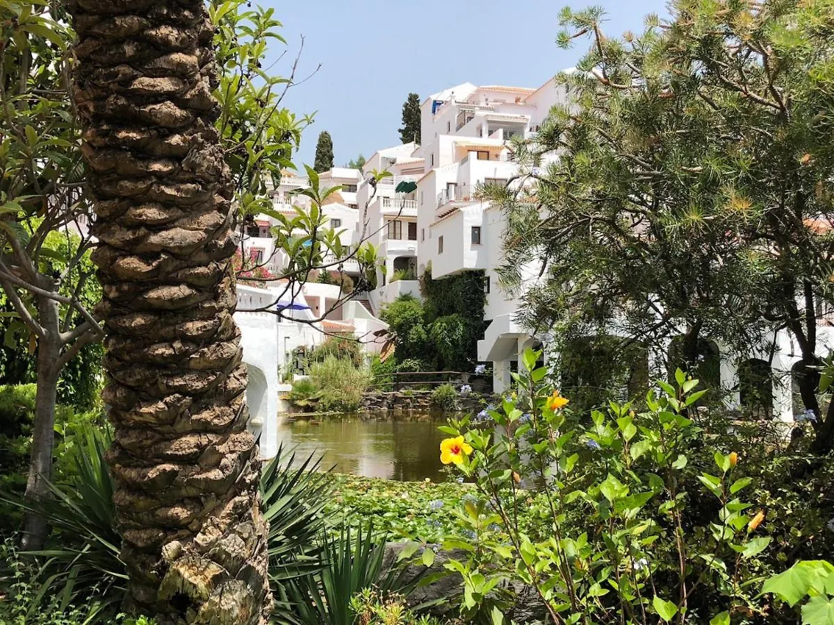 Capistrano Playa, Modern Apartment Within Walking Distance To Burriana Beach Nerja
